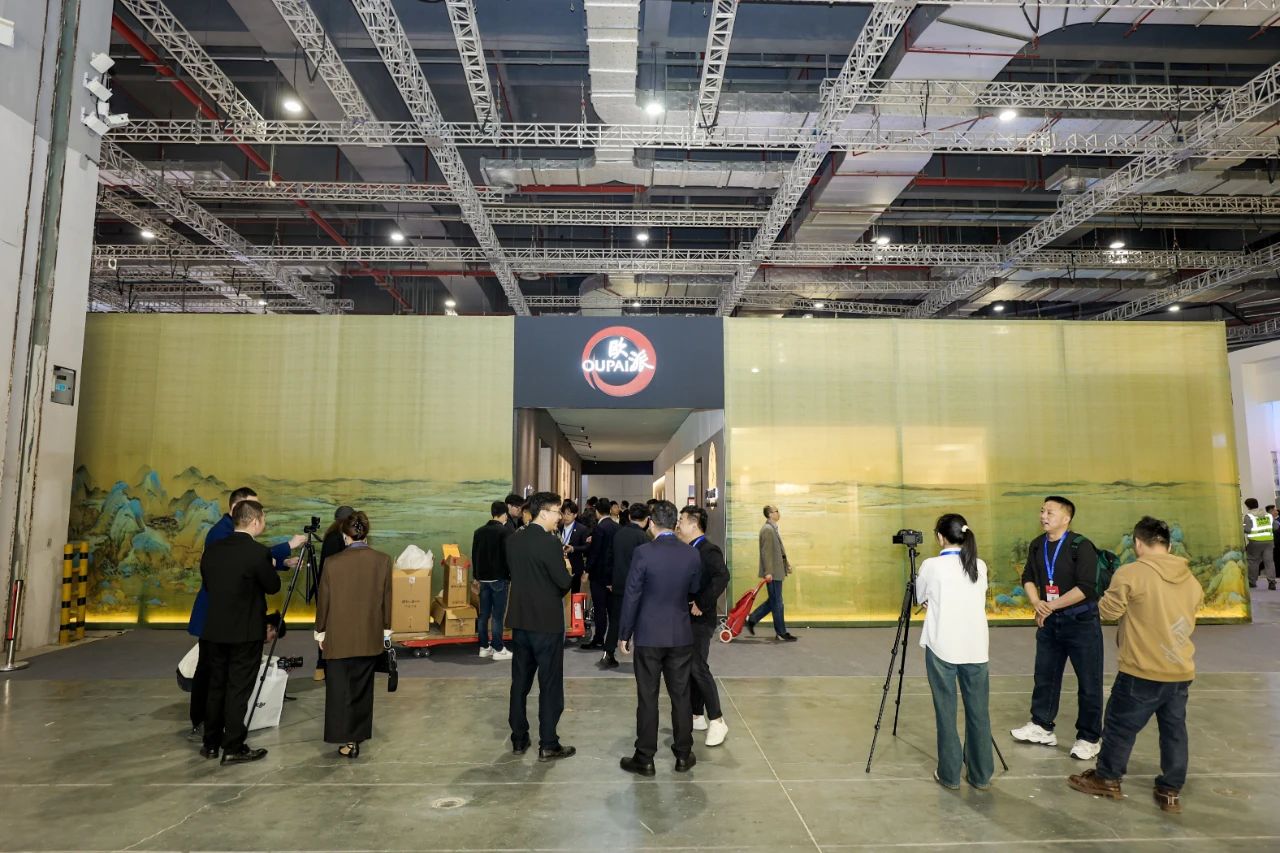 2026上海高定展|2026上海建博会参展热线：杜经理  15989891849（微信同号）